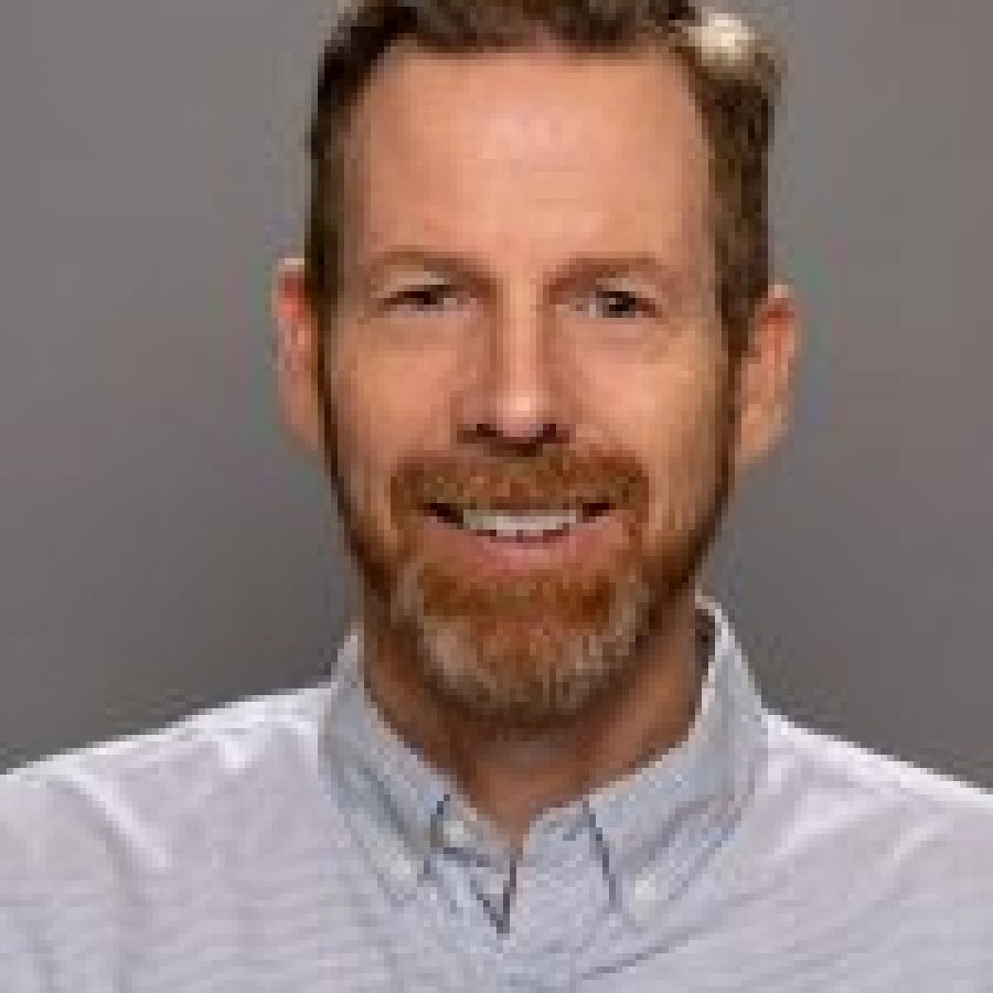 Headshot photo of Scott Crossley