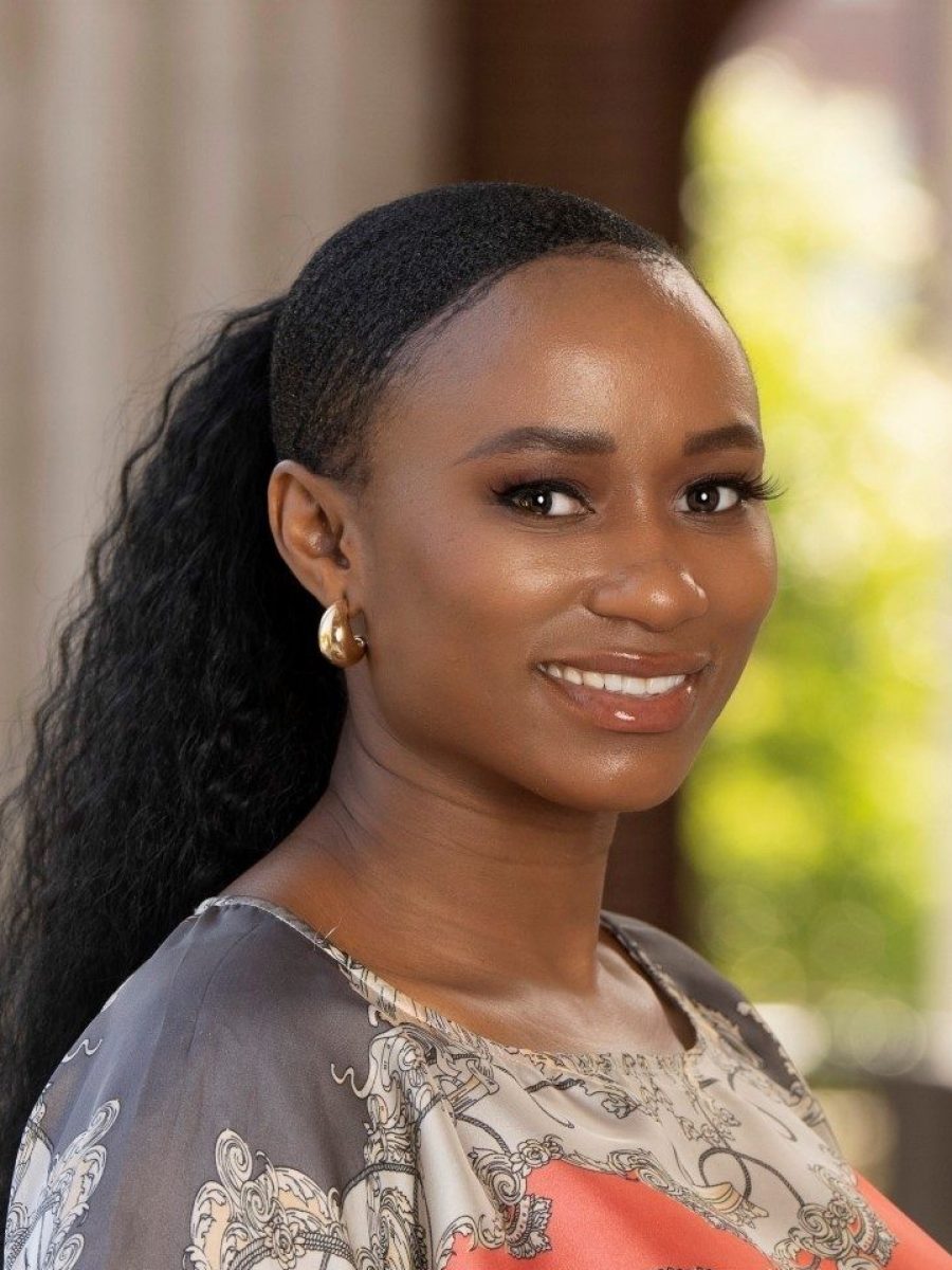 Humphreys Fellow Pumza Lukrozo